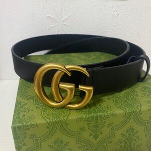 Gucci Black Leather Belt with Gold GG Buckle